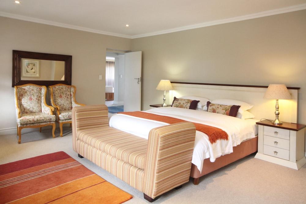 Lavender Manor Guest Lodge Hermanus Exterior photo